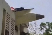 台湾印度一波音787客机坠毁机上242人、地面5名学生遇难！我驻印度使馆：机上无中国籍乘客